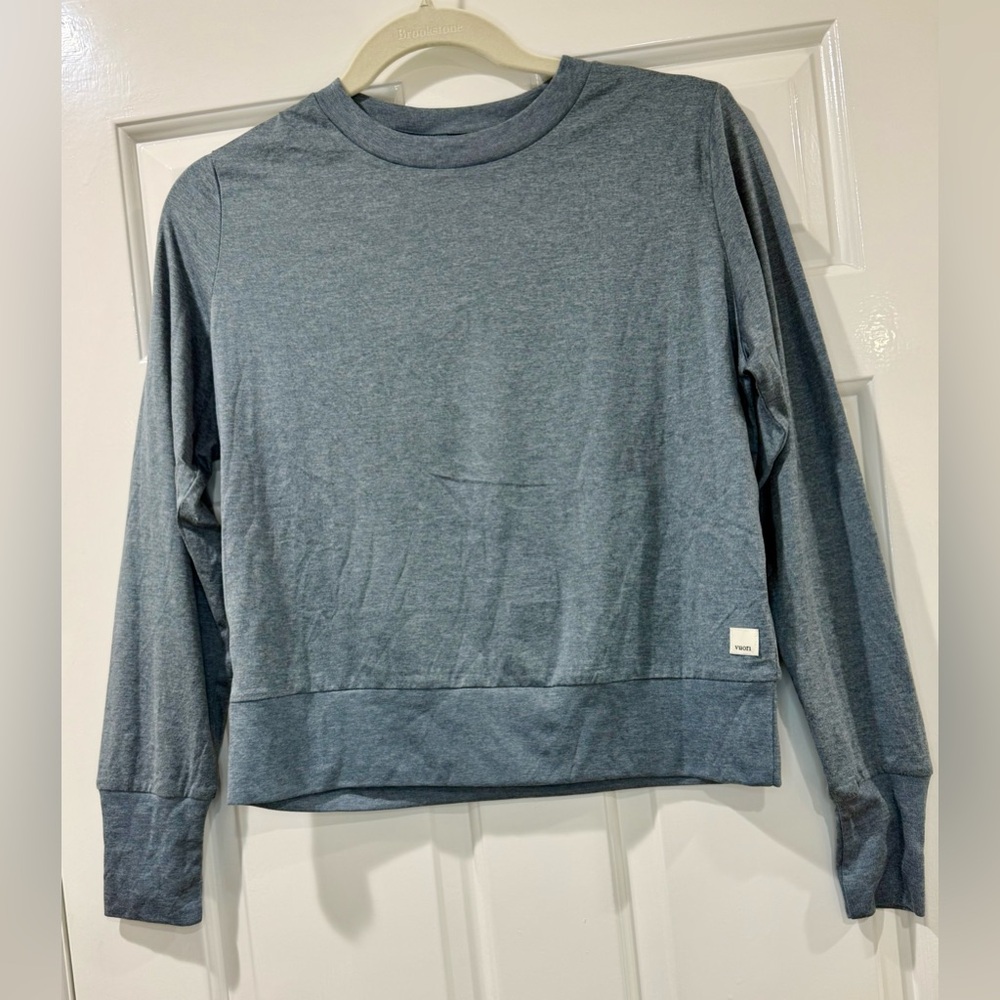 Vuori Heather Slate Blue Long Sleeve Tee